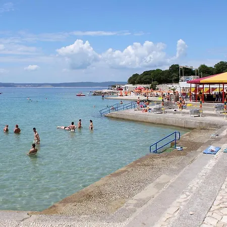 With Parking Space - 5587 Appartement Novi Vinodolski