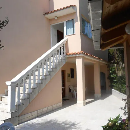 Appartement With Parking Space - 5587 Novi Vinodolski