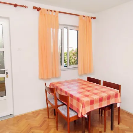 With A Parking Space - 5587 Apartment *