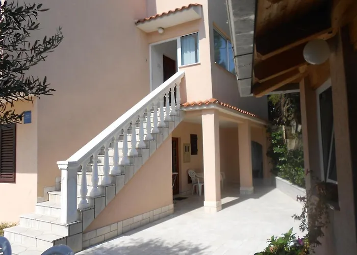 Appartamento With Parking Space - 5587 Novi Vinodolski