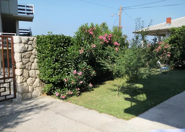 Appartamento With Parking Space - 5587 Novi Vinodolski